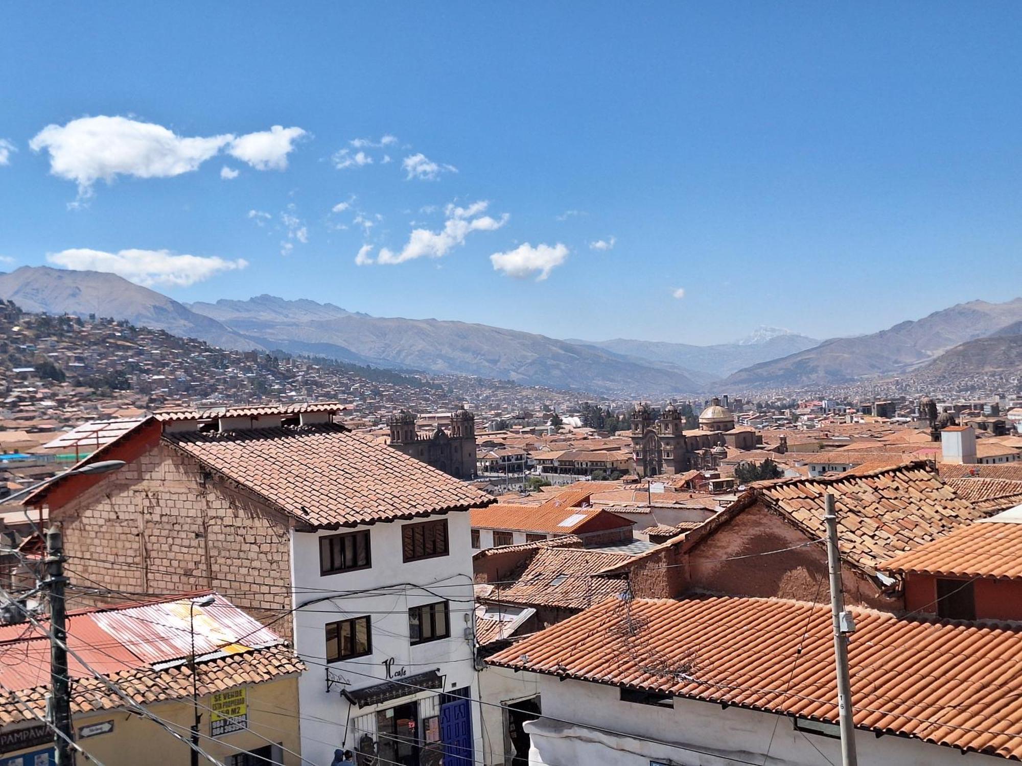 Intro Hostels Cusco Luaran gambar