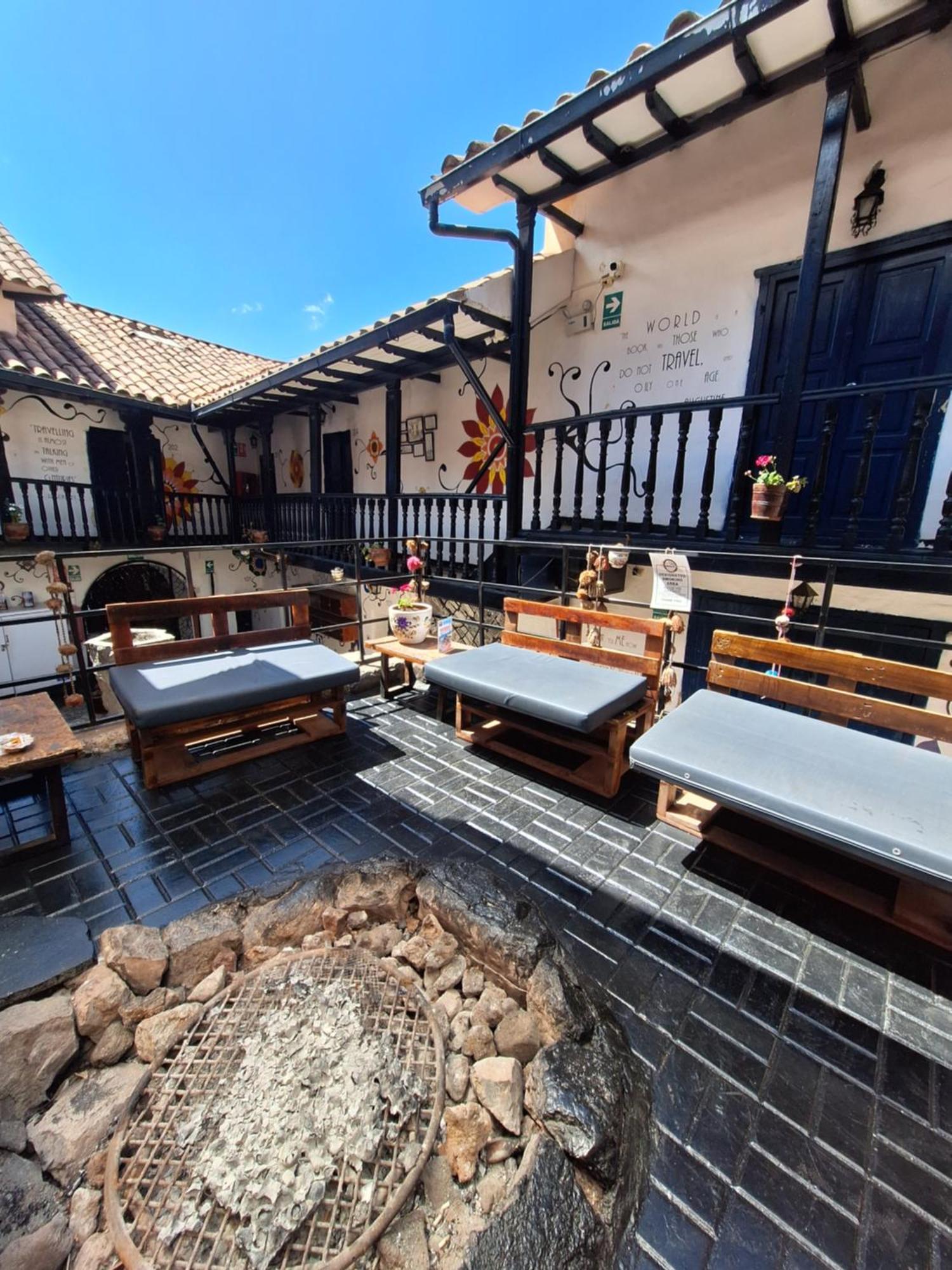 Intro Hostels Cusco Luaran gambar